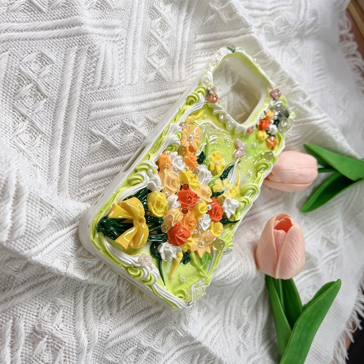 Growing Bouquet decoden flower Phone case